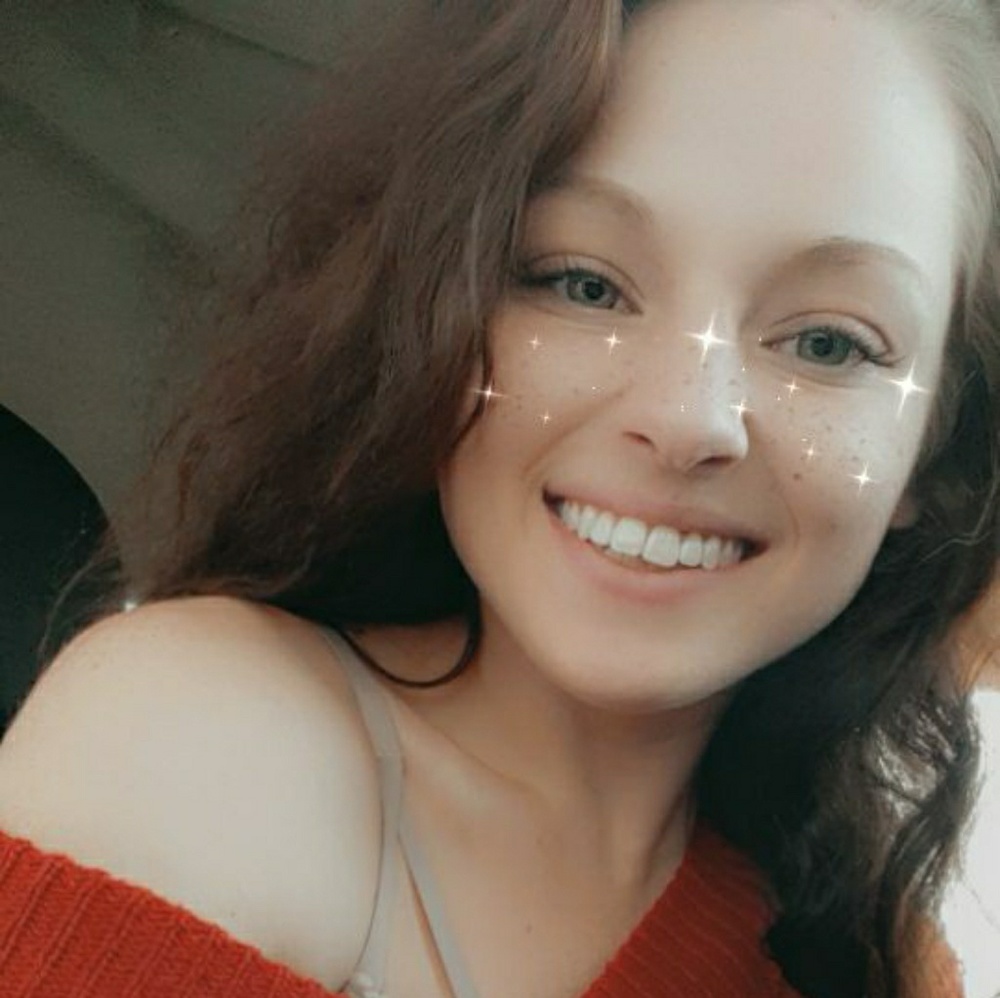 Meet your Posher, Macey